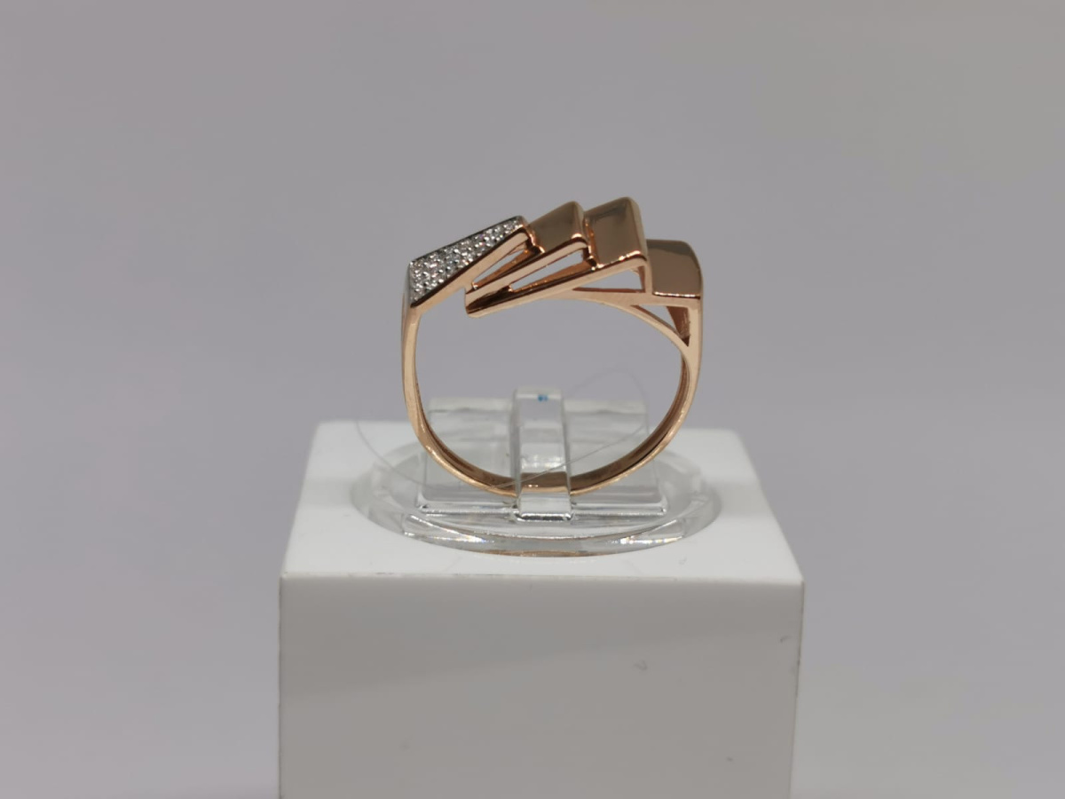 КОЛЬЦО С КАМНЯМИ (Au 585)