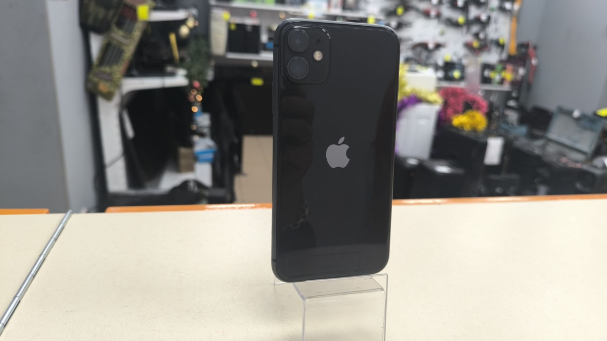 Смартфон Apple iPhone 11 128Gb