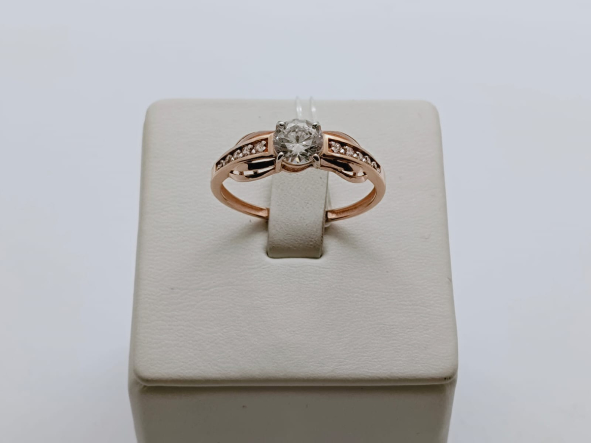 КОЛЬЦО С КАМНЯМИ (Au 585)