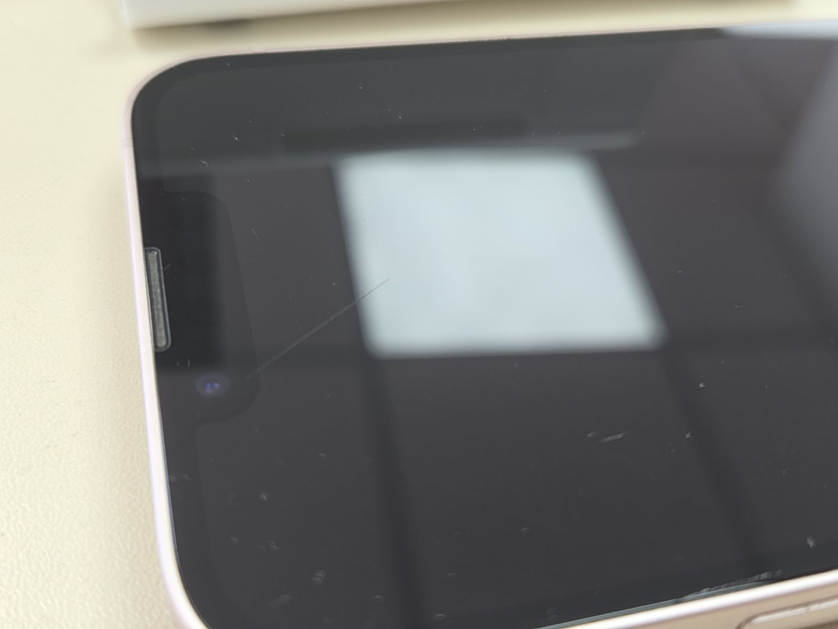 Смартфон Apple iPhone 13 128Gb