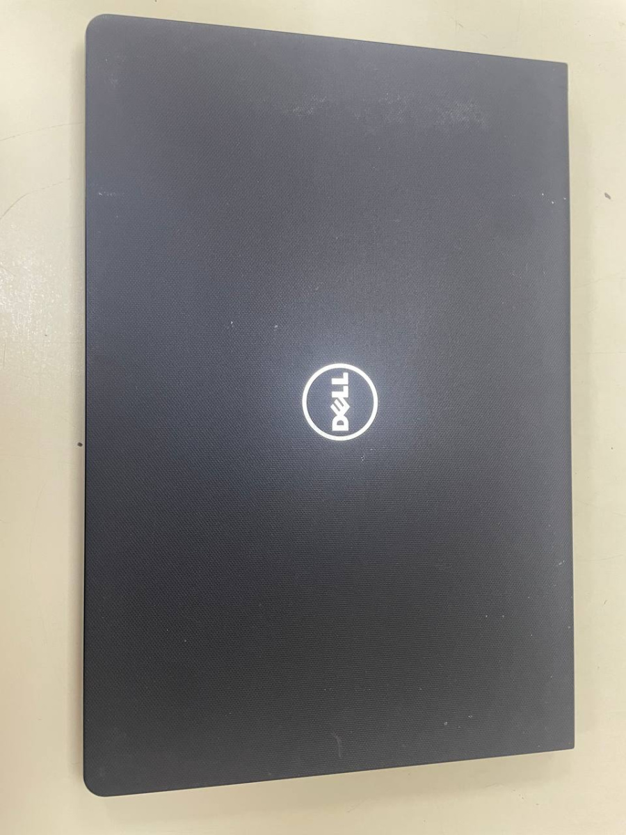 Ноутбук DELL; Core i3-6006U, Intel HD Graphics 520, 4 Гб, 128 Гб, Нет