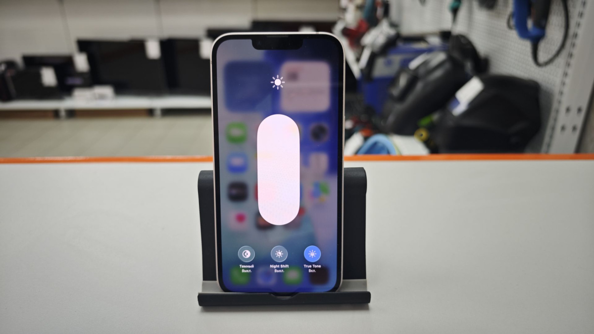 Смартфон Apple iPhone 13 128Gb