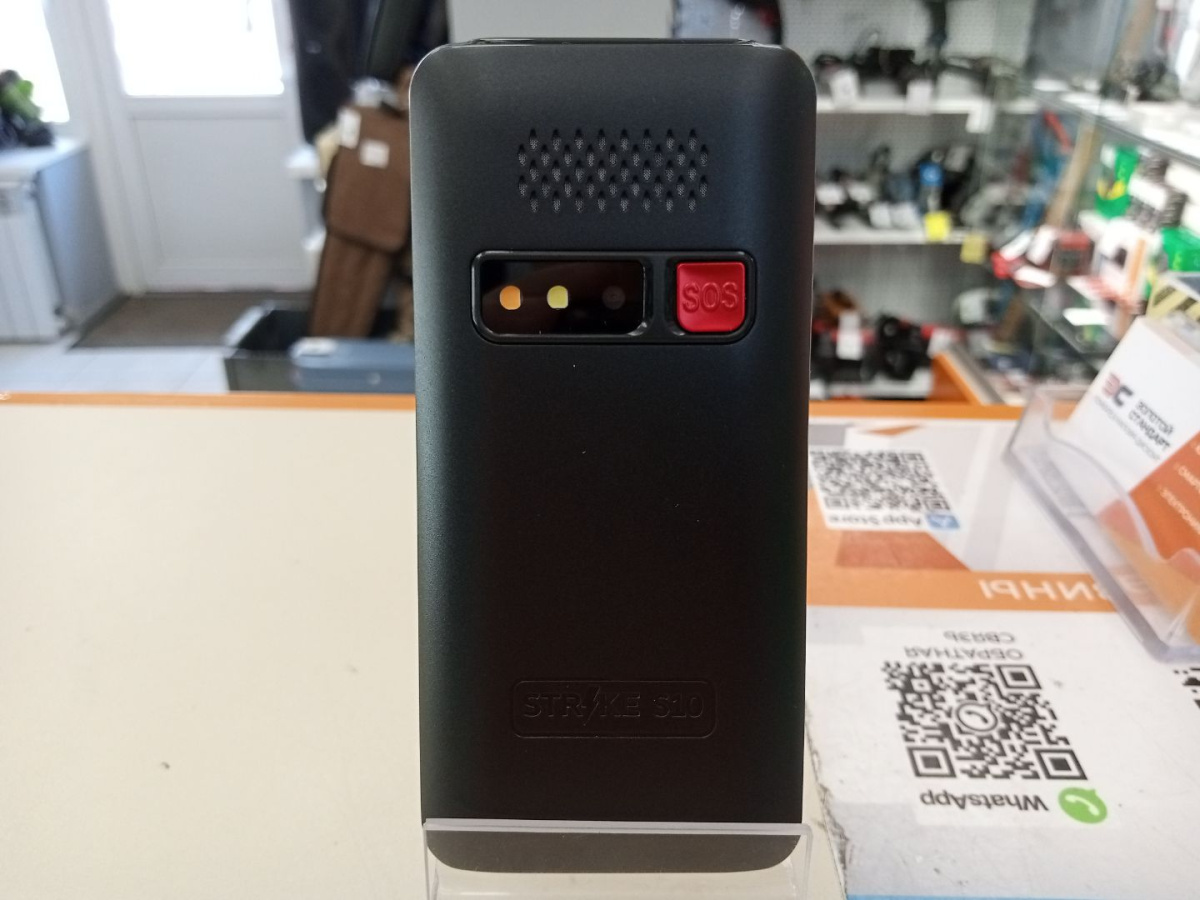 Мобильный телефон Strike S10