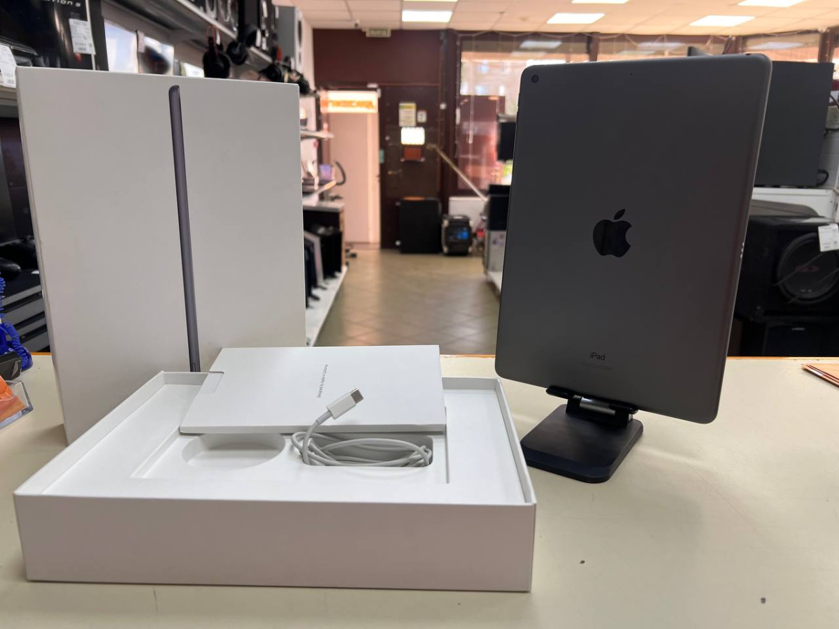 Планшет Apple iPad 9 64 ГБ (2021 A2602 (Wi-Fi)