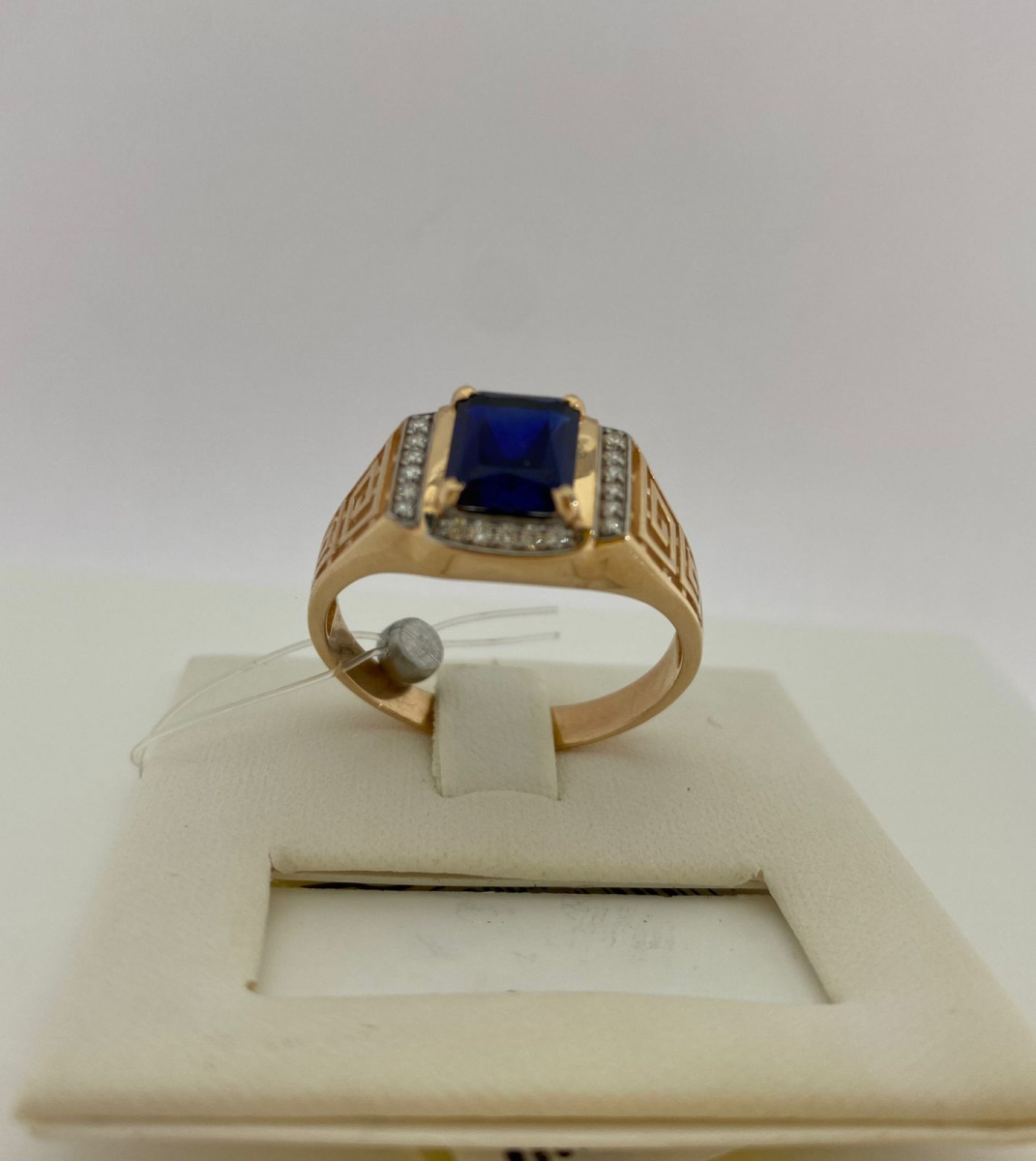 КОЛЬЦО ПЕЧАТКА с камнями (Au 585)