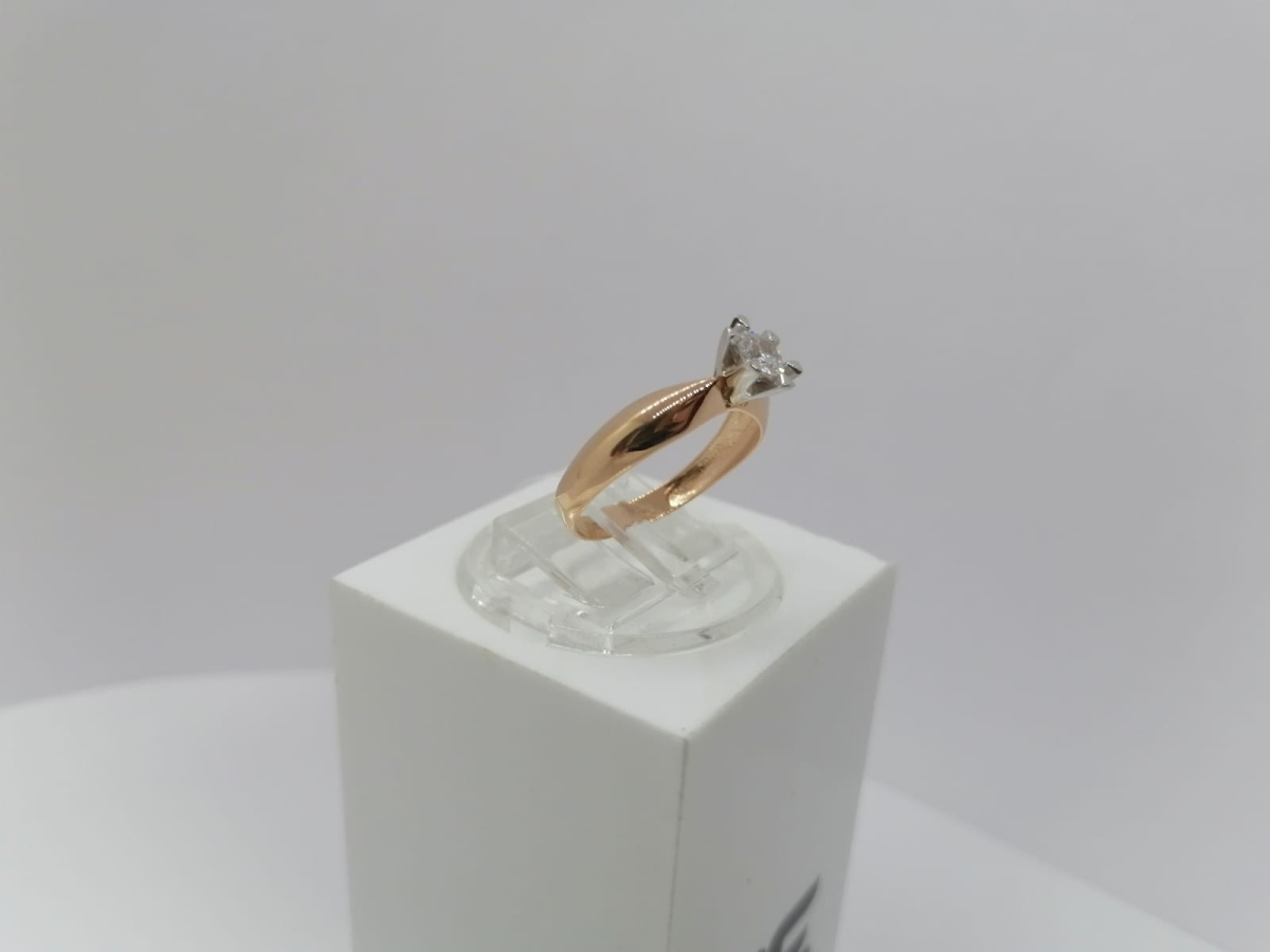 КОЛЬЦО С КАМНЕМ (Au 585)