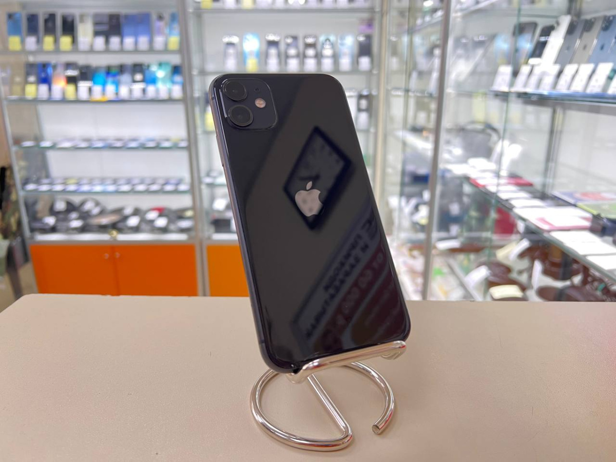 Смартфон Apple iPhone 11 128Gb
