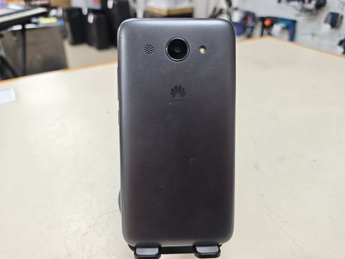 Смартфон Huawei Y3 (2017)