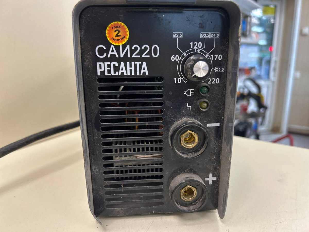 Сварочный аппарат Ресанта САИ-220