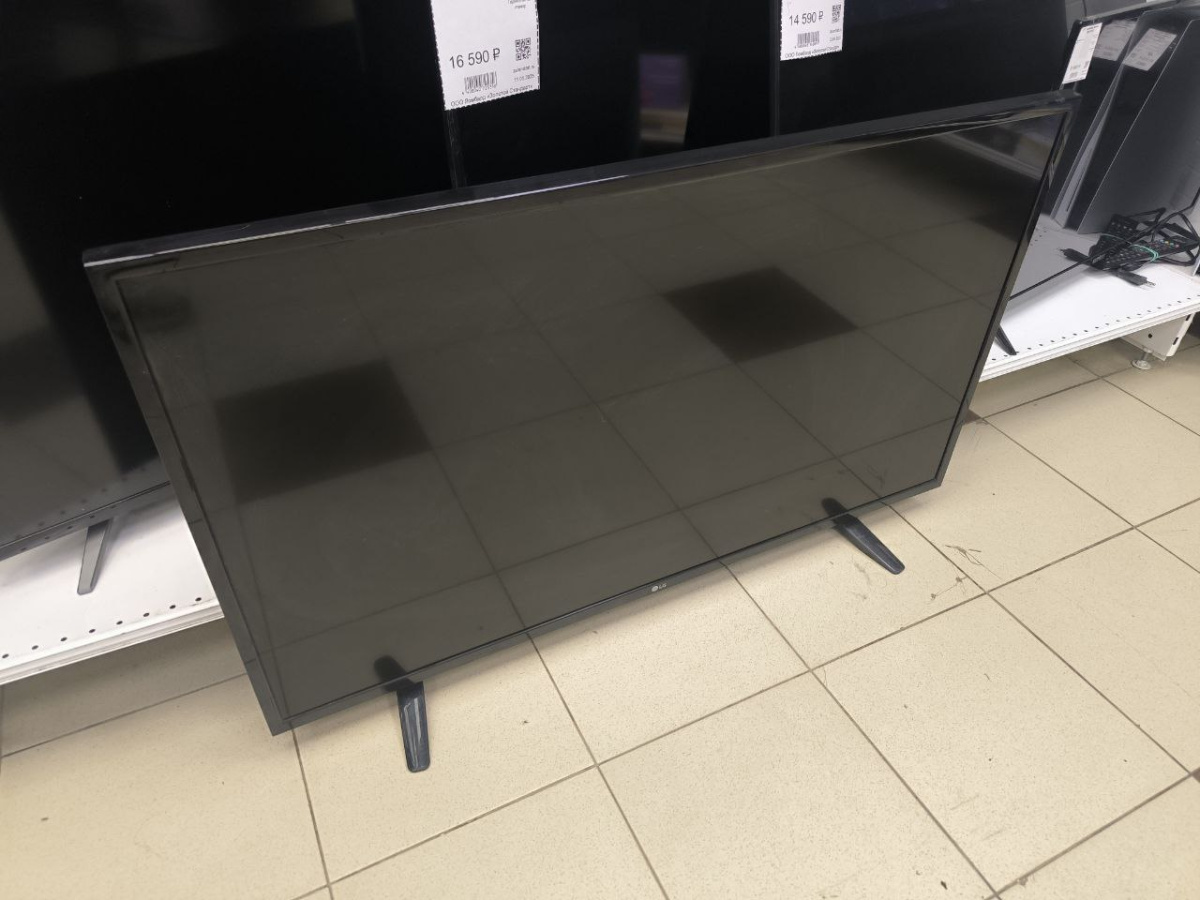 LED Телевизор LG 43LH595V