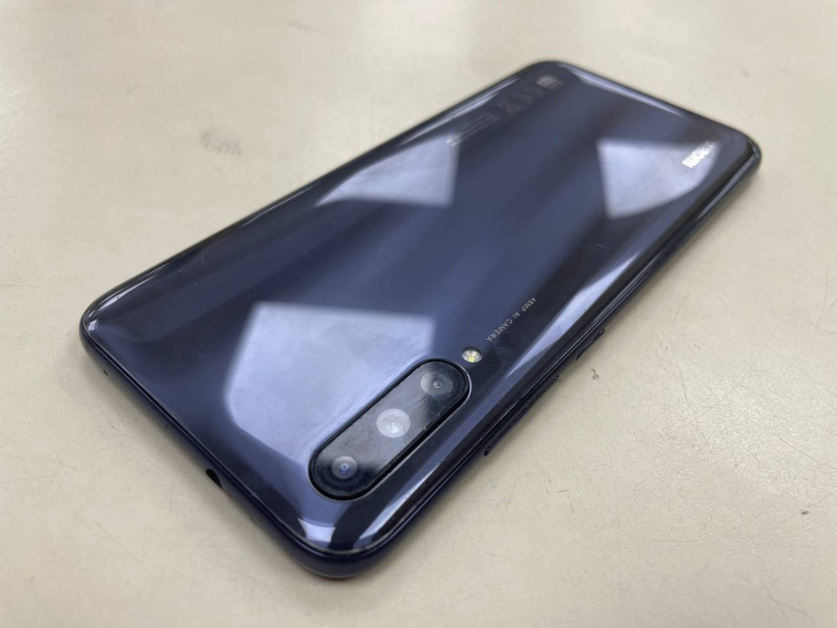 Смартфон Xiaomi Mi A3 4/64