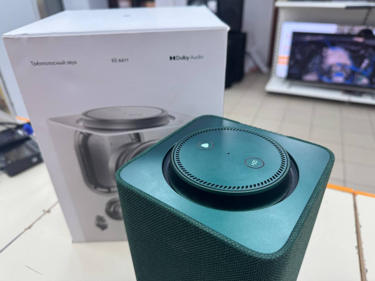 Умная колонка  Яндекс Станция Макс Zigbee