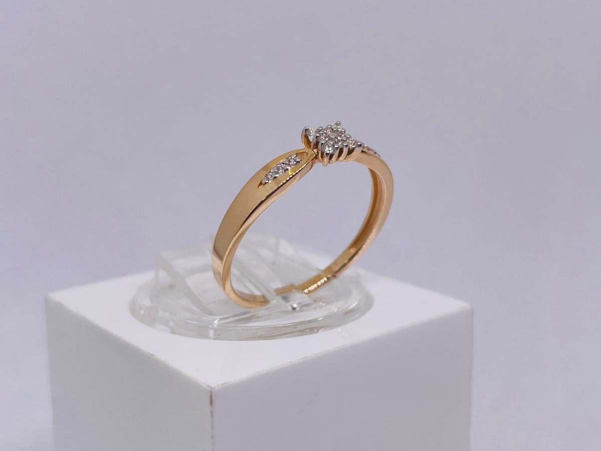 КОЛЬЦО С КАМНЯМИ (Au 585)