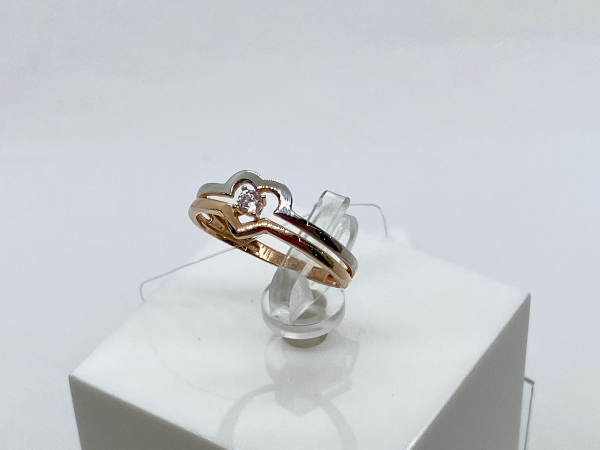 01-117501 КОЛЬЦО С КАМНЕМ (Au 585)