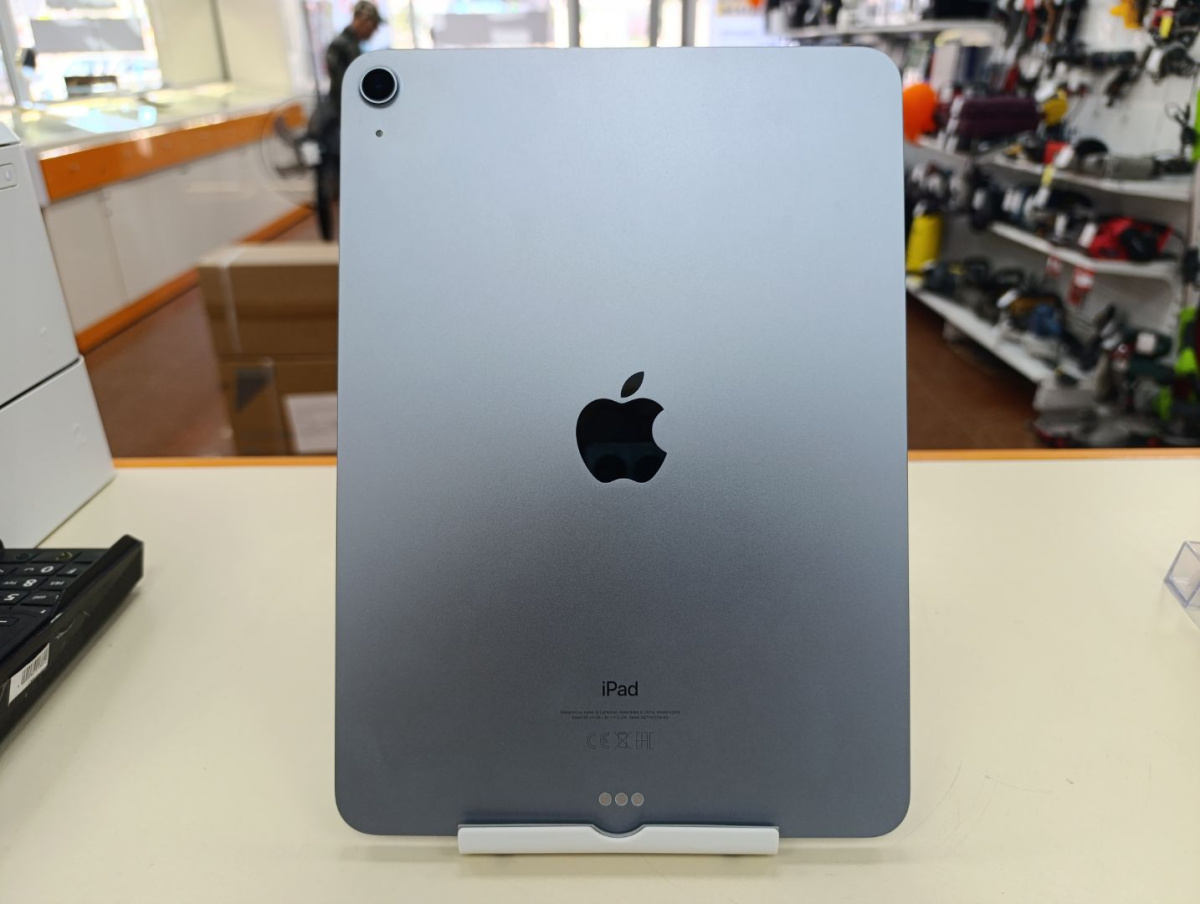 Планшет Apple iPad Air 4 64ГБ (2020 A2316 Wi-Fi)