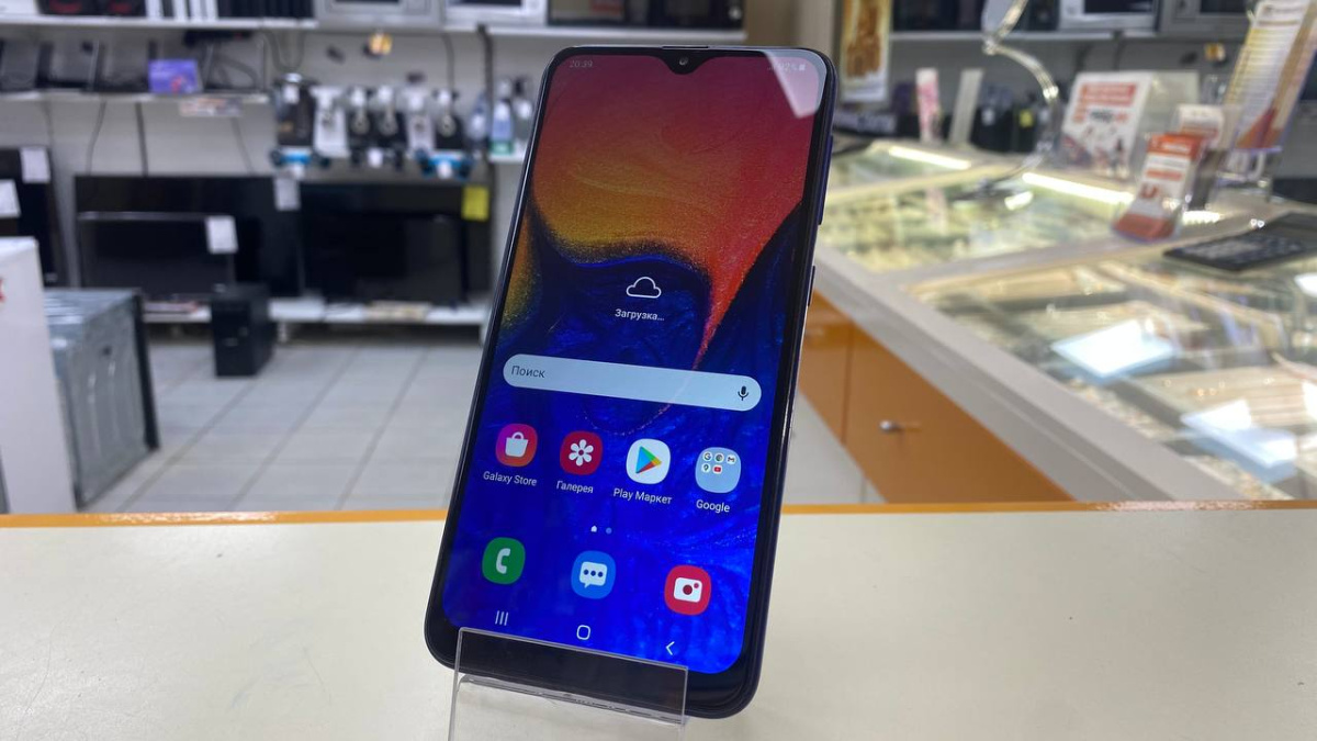 Смартфон Samsung Galaxy A10 2/32