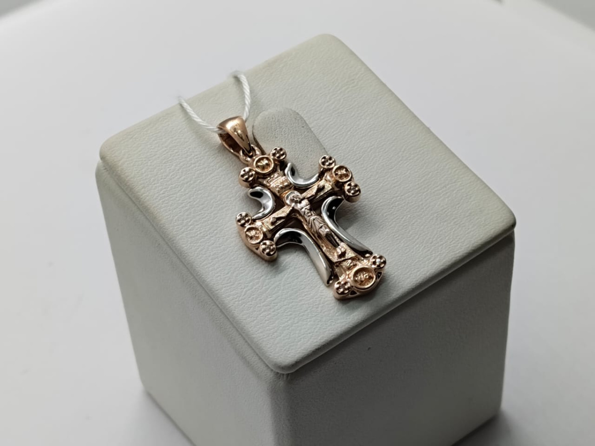 ПОДККИ585 ПОДВЕСКА КРЕСТ С КАМНЯМИ (Au 585)