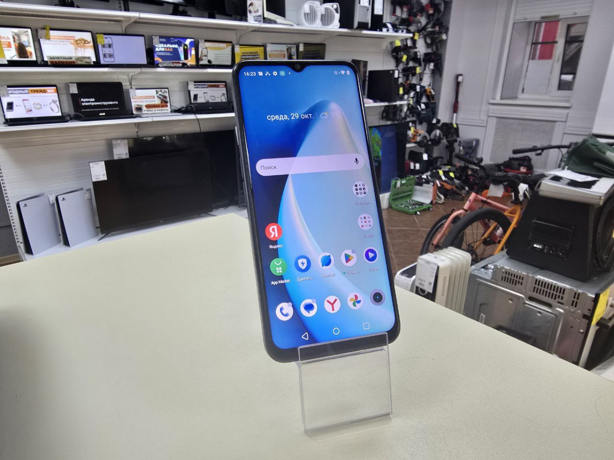 Смартфон Realme C35 4/64