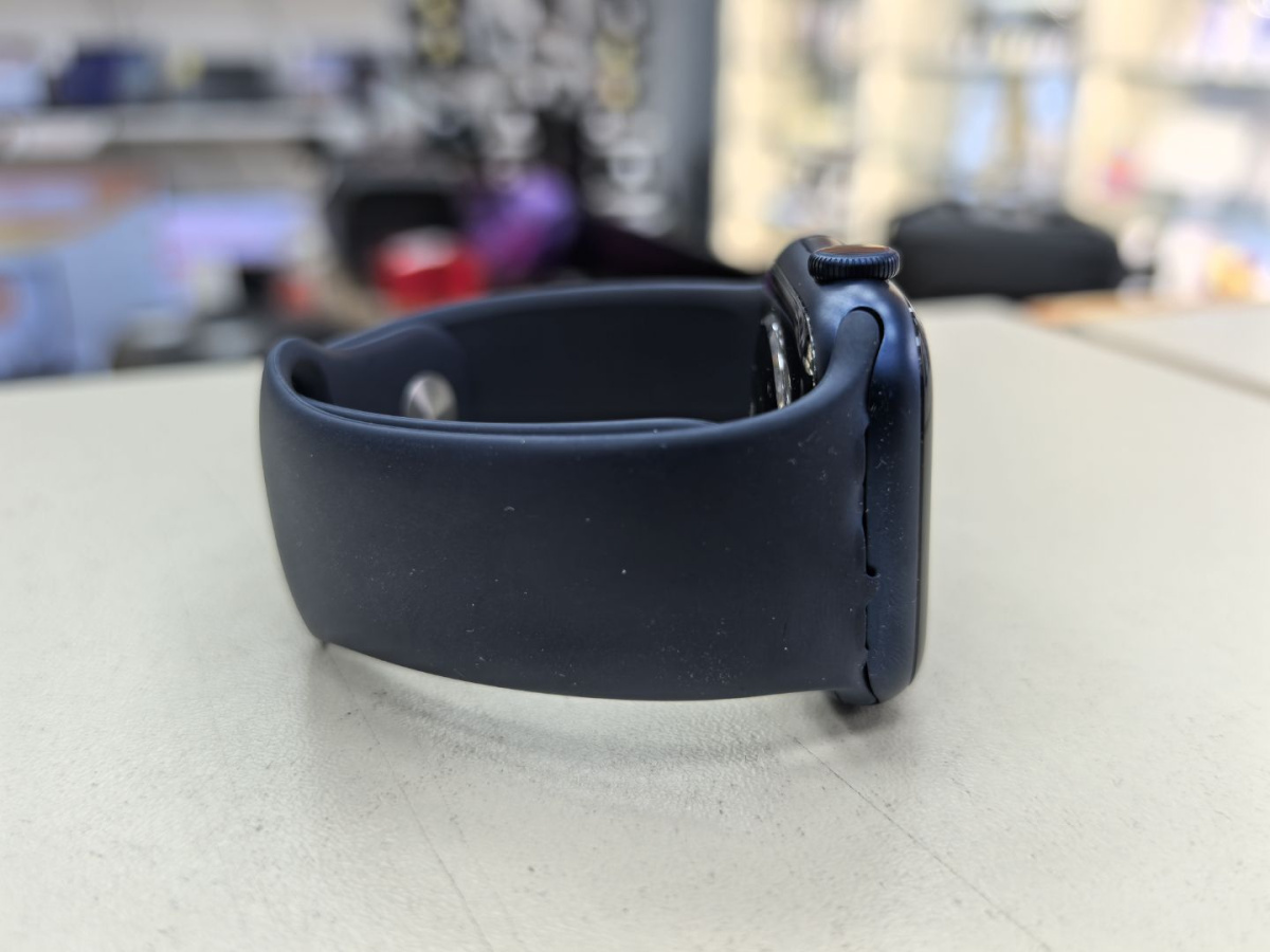 Смарт-часы Apple Watch Series 6 44 мм