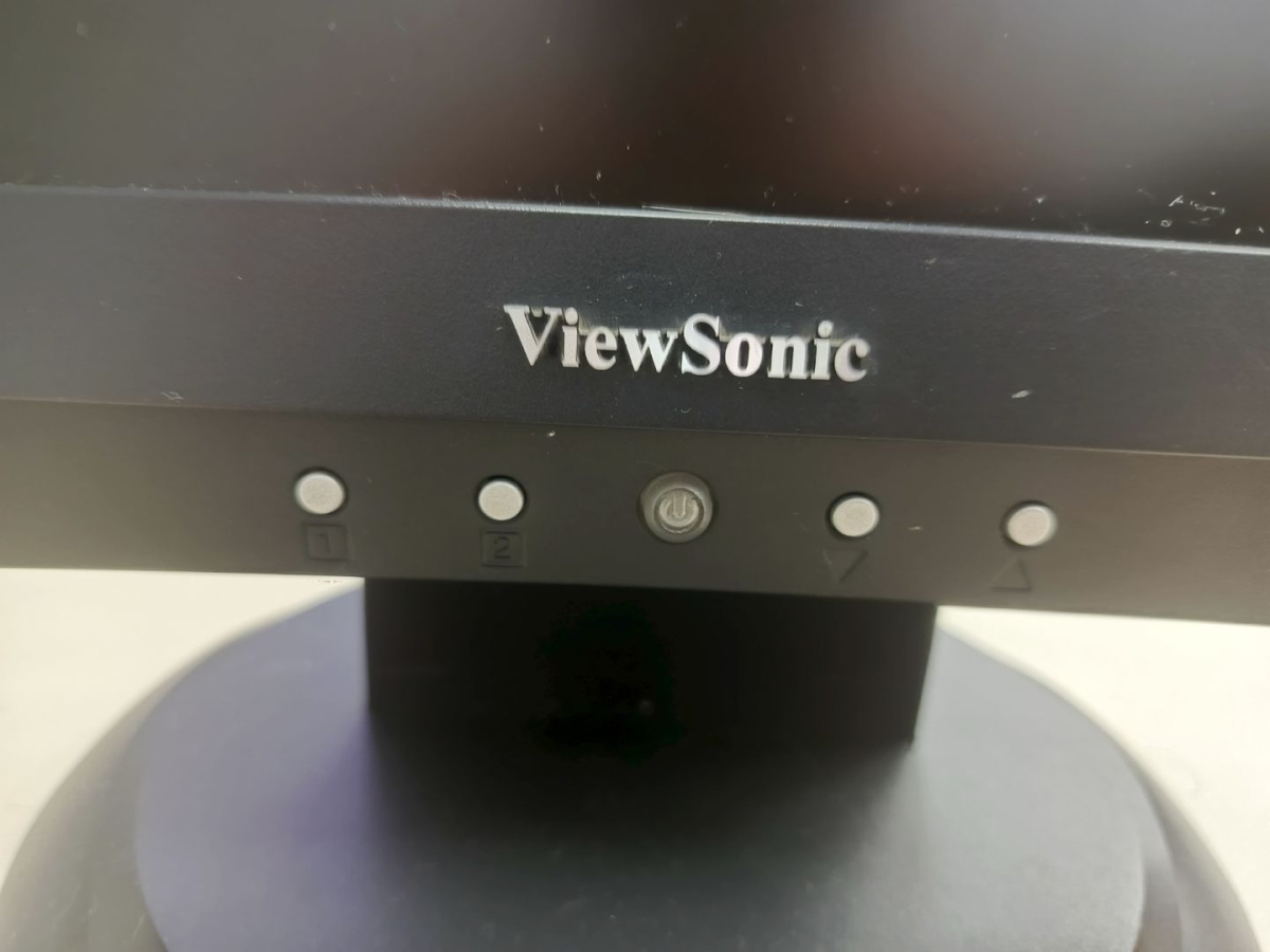 Монитор Viewsonic VA703B