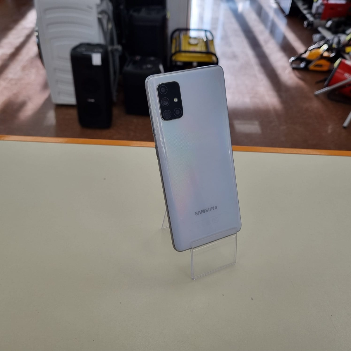 Смартфон Samsung Galaxy A71 6/128