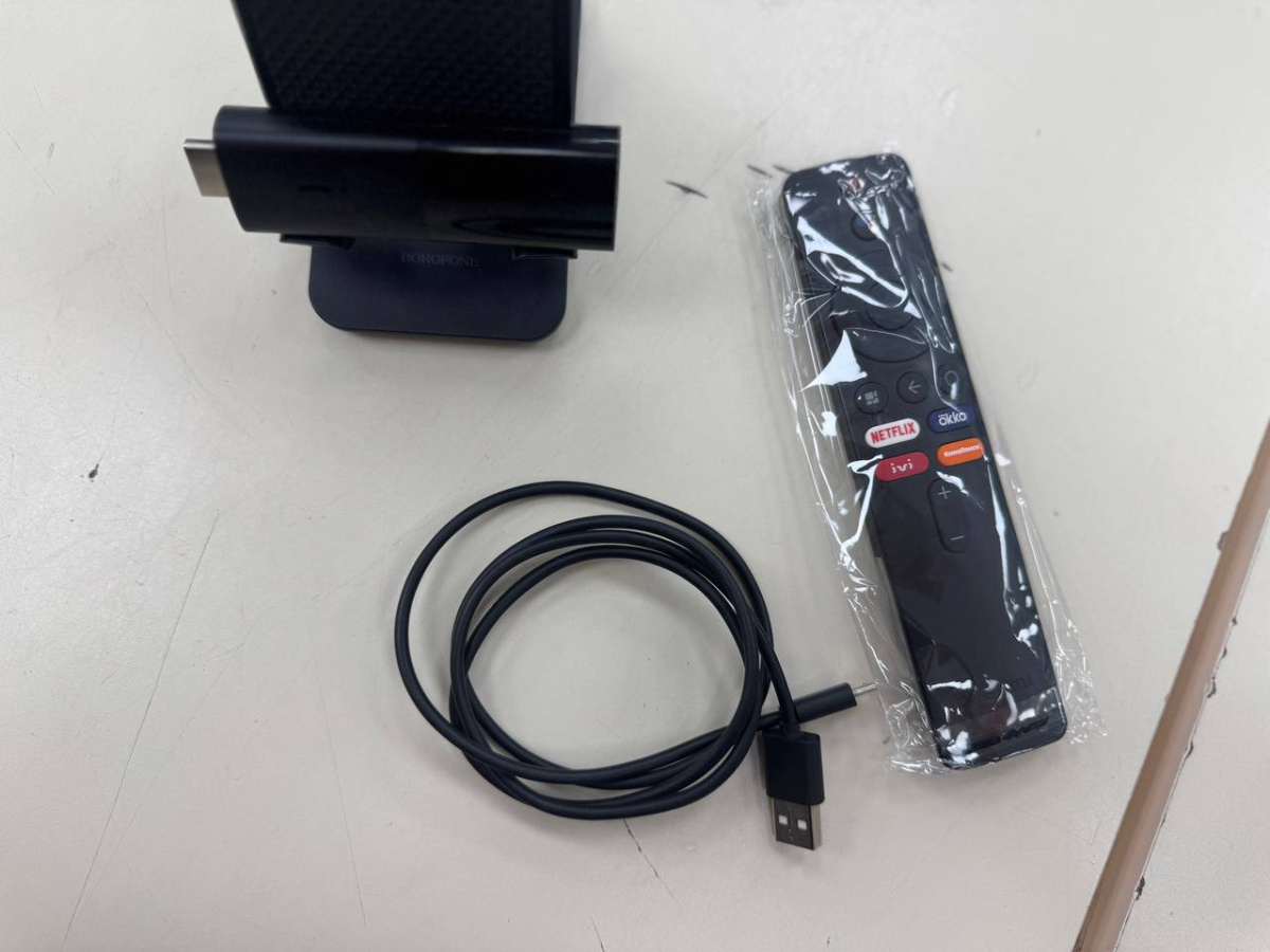Smart-TV приставка Xiaomi MI TV STICK