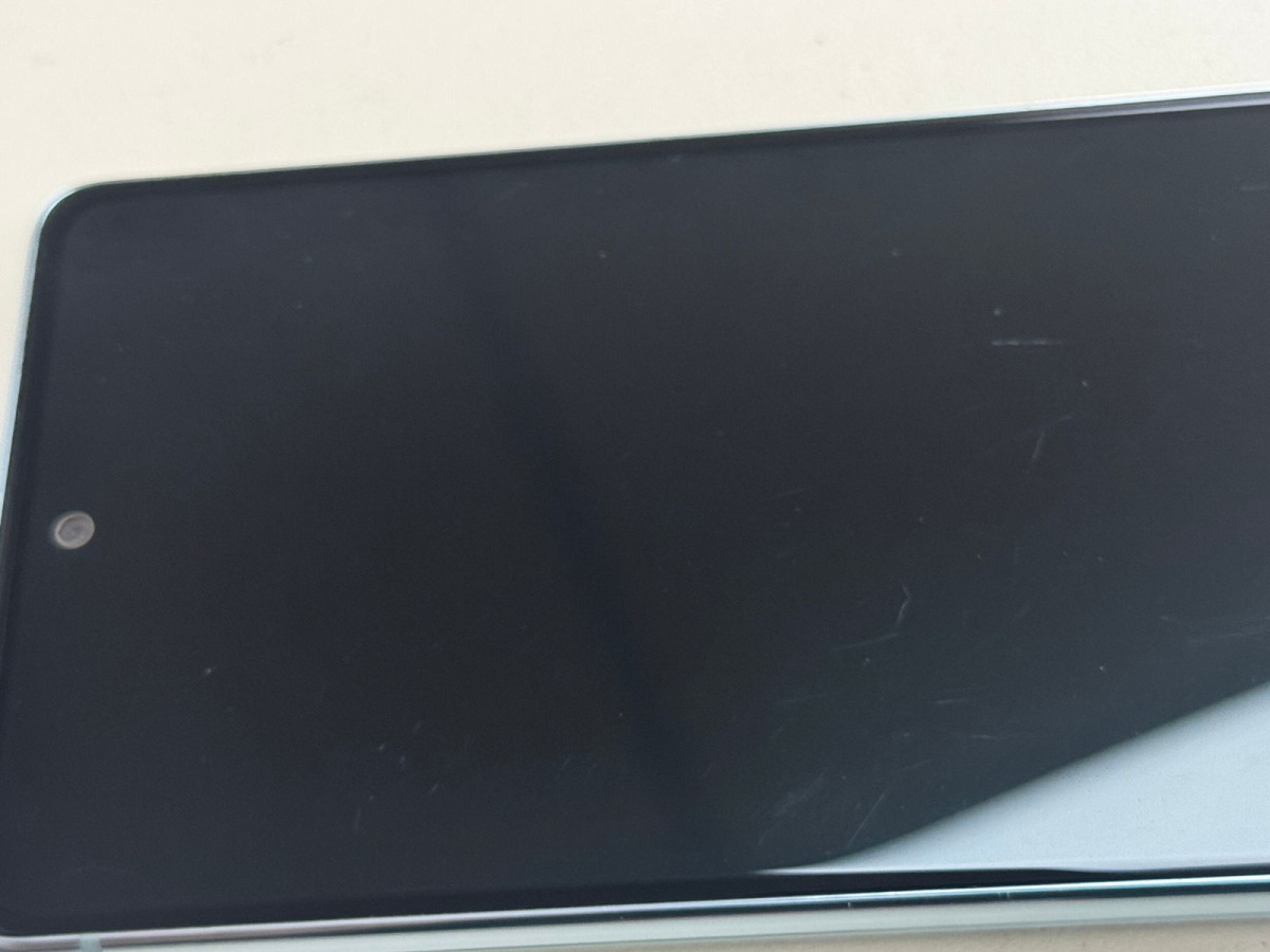 Смартфон Samsung Galaxy S20 FE 6/128