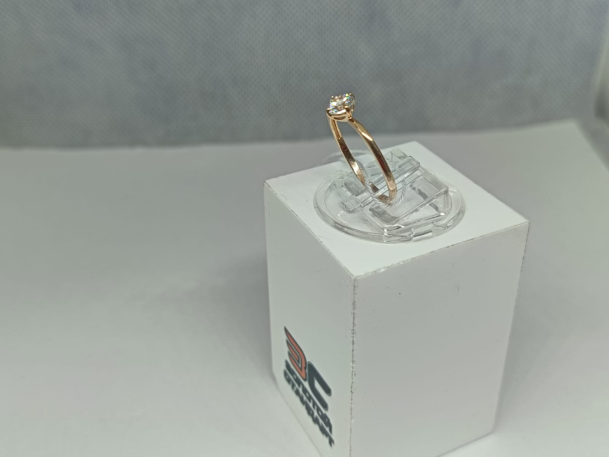 КОЛКМ585 КОЛЬЦО С КАМНЕМ (Au 585)