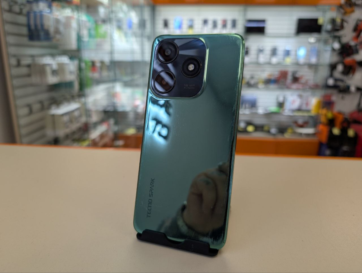 Смартфон Tecno SPARK 10C 4/64