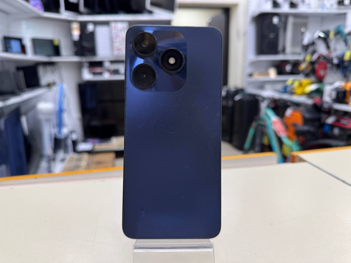 Смартфон Tecno Spark 10 4/128