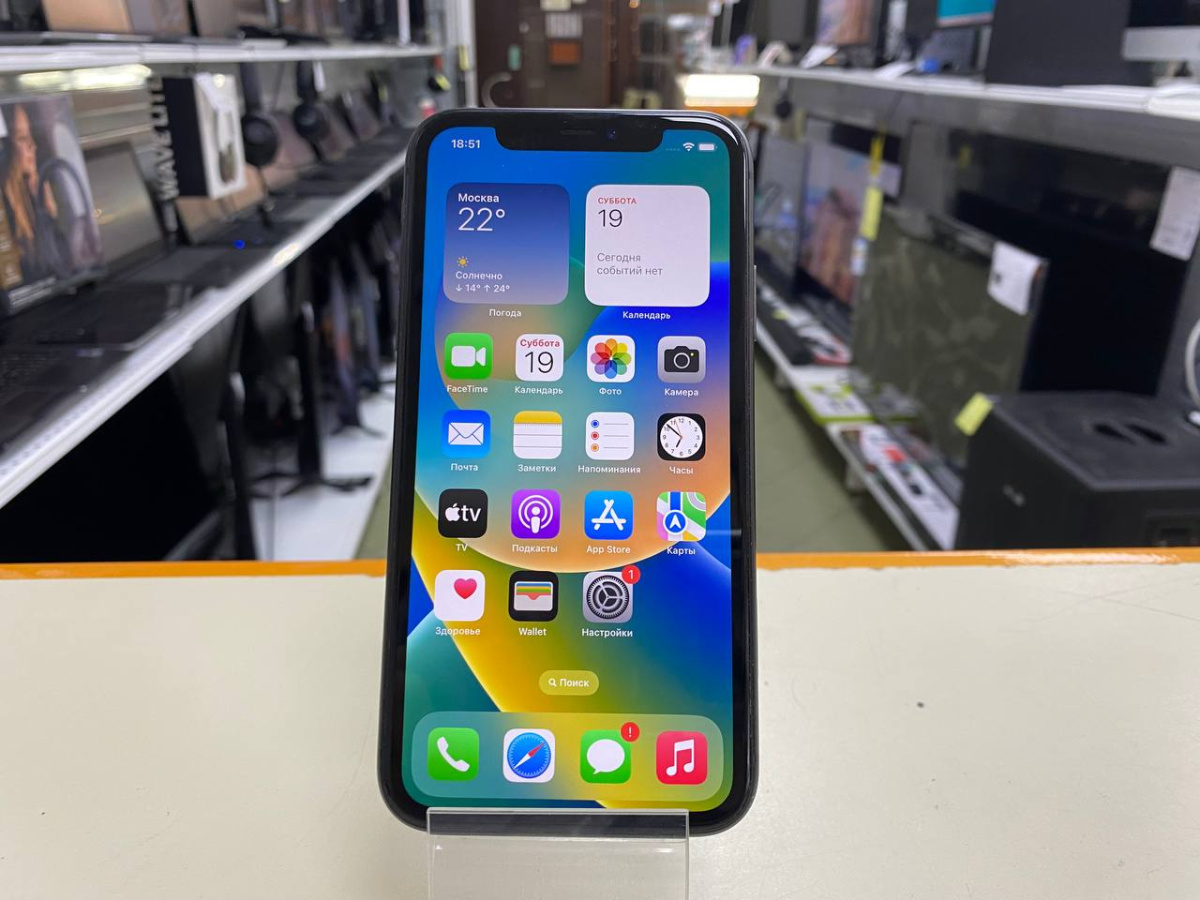 Смартфон Apple iPhone 11 64Gb