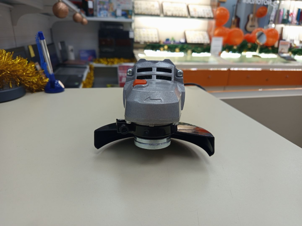 Угловая шлифмашина Электроприбор УШМ-125/1000Е