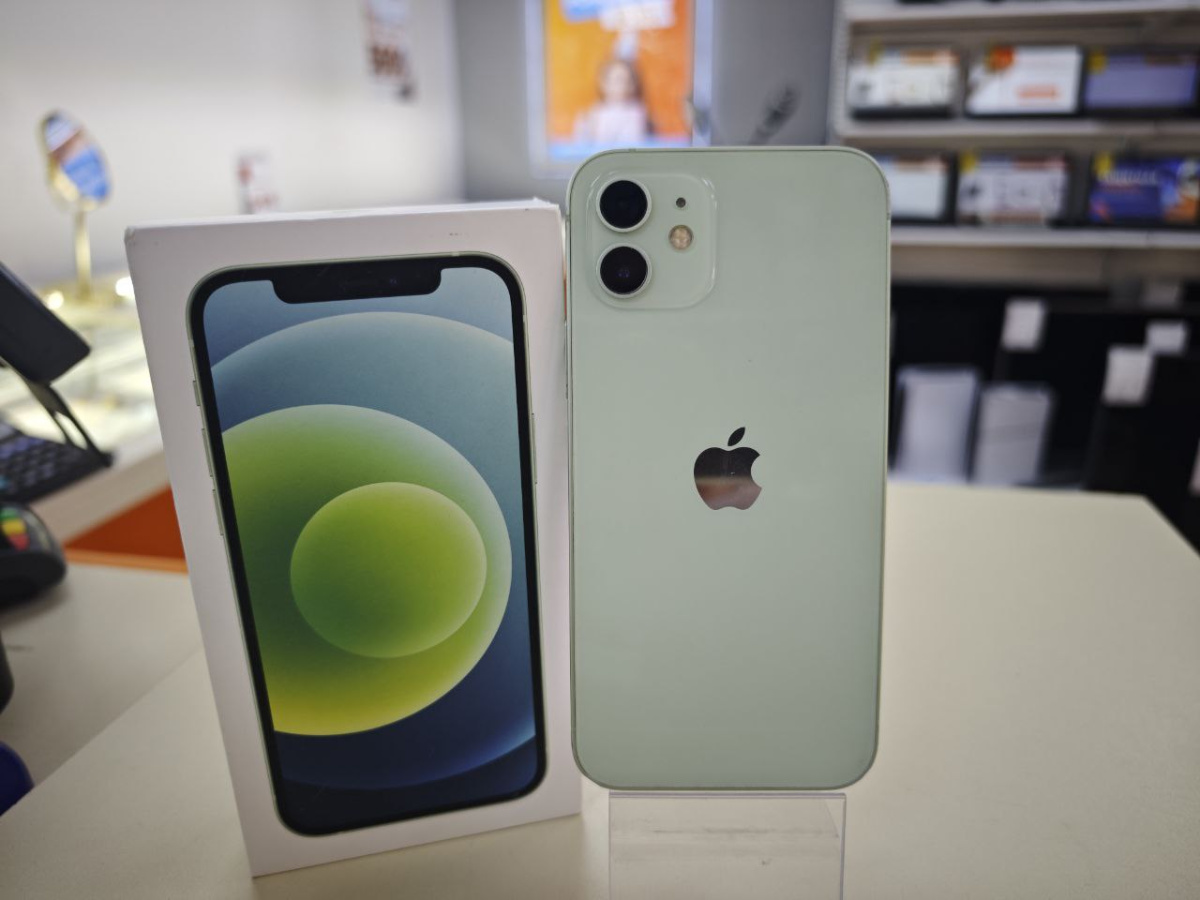 Смартфон Apple iPhone 12 64Gb