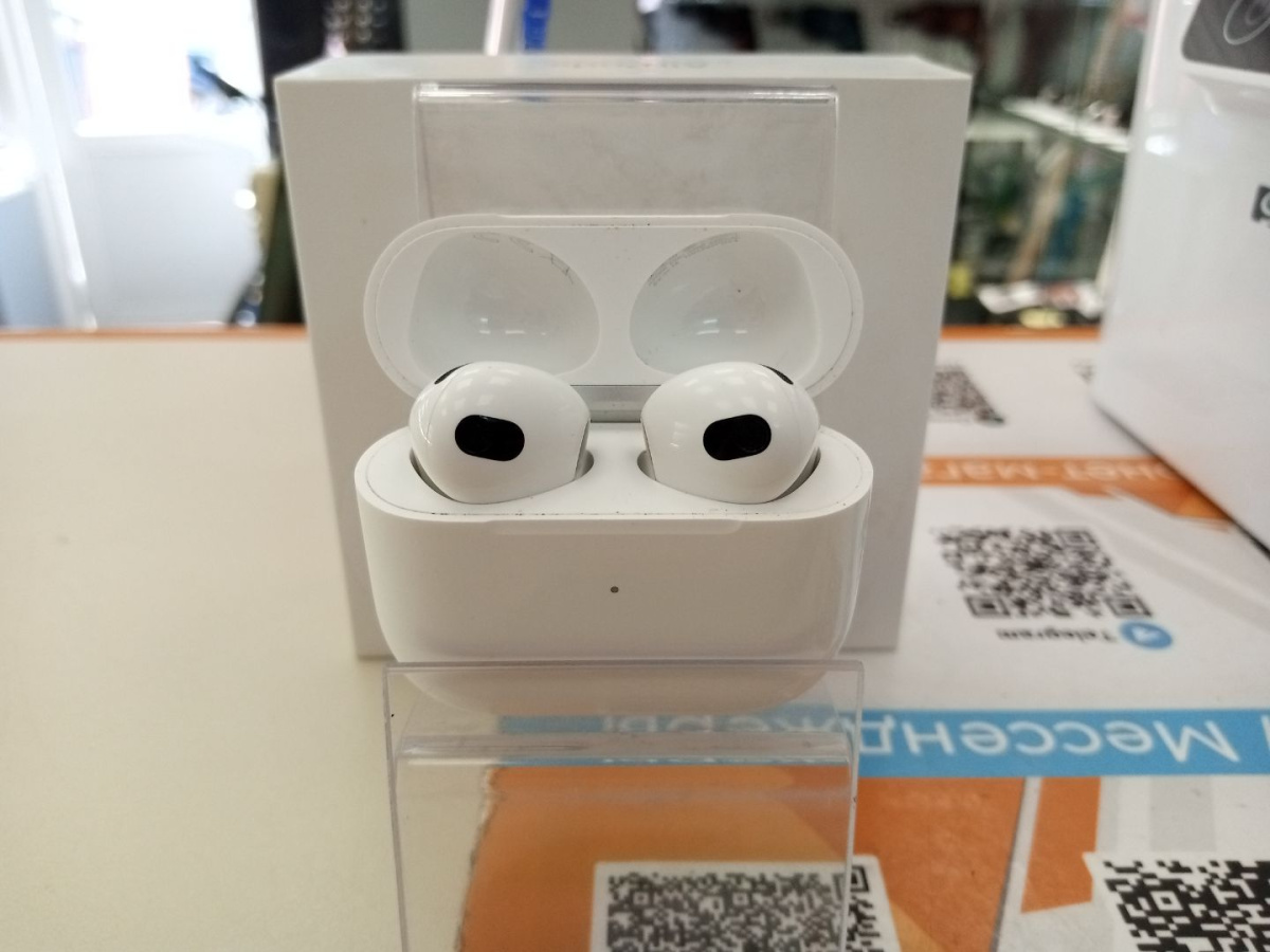 Наушники беспроводные Apple Airpods 3