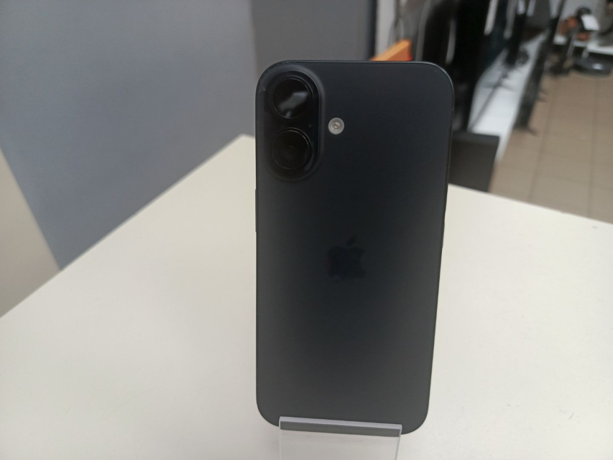 Смартфон Apple Iphone 16 128Gb