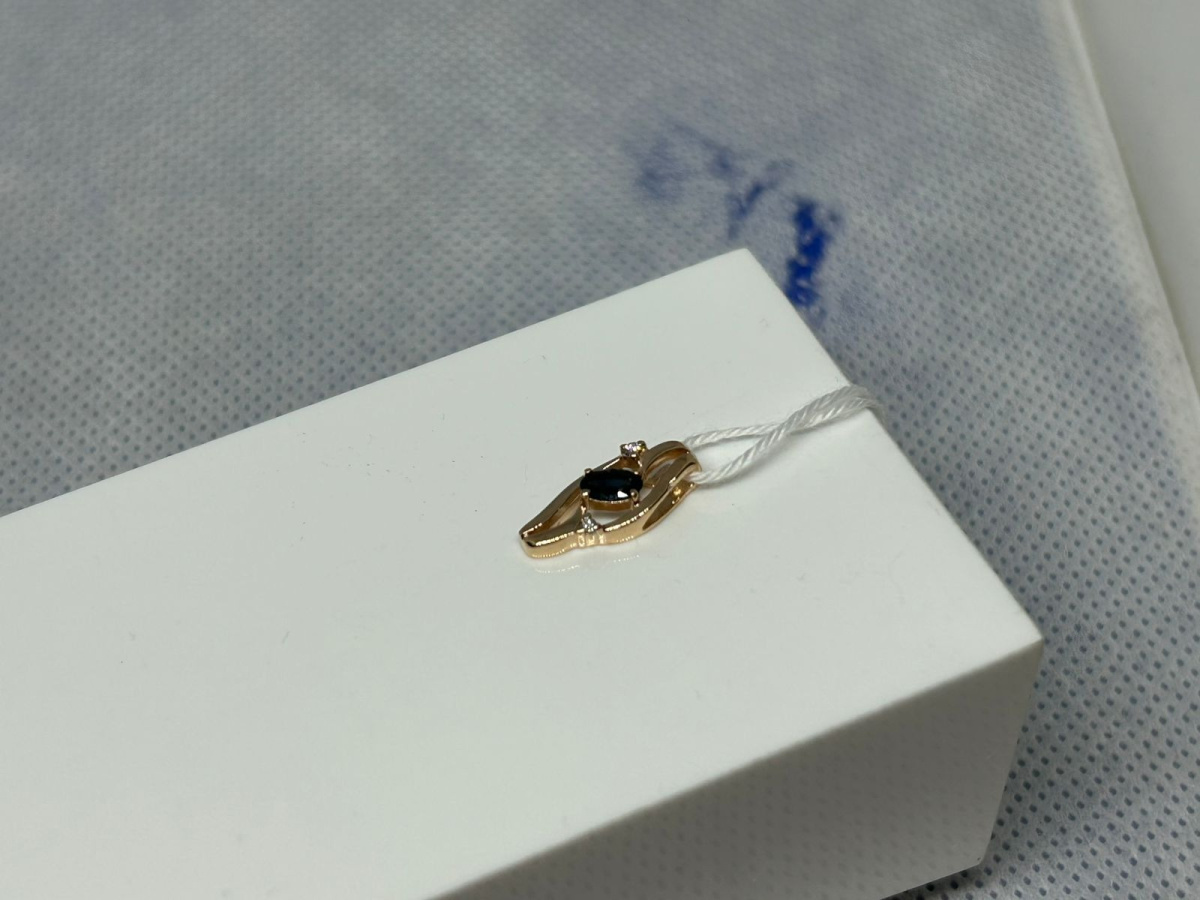 ПОДКМИ585 ПОДВЕСКА С КАМНЯМИ (Au 585)