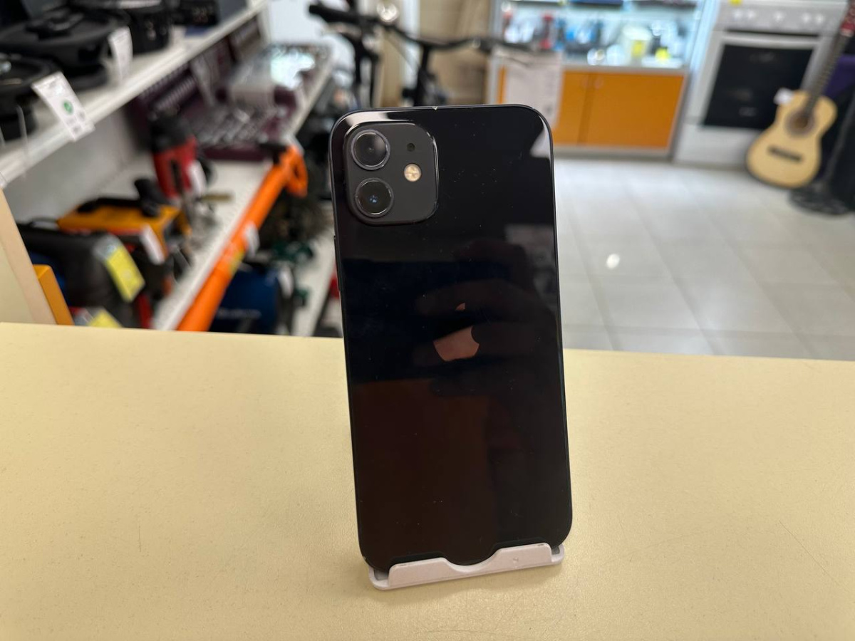 Смартфон Apple iPhone 12 128Gb