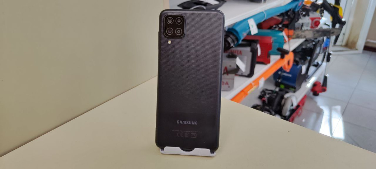Смартфон Samsung Galaxy A12 4/128