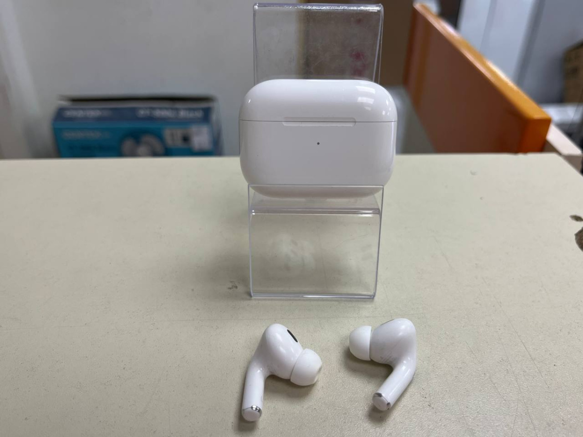 Наушники беспроводные Apple AirPods Pro 2 Gen