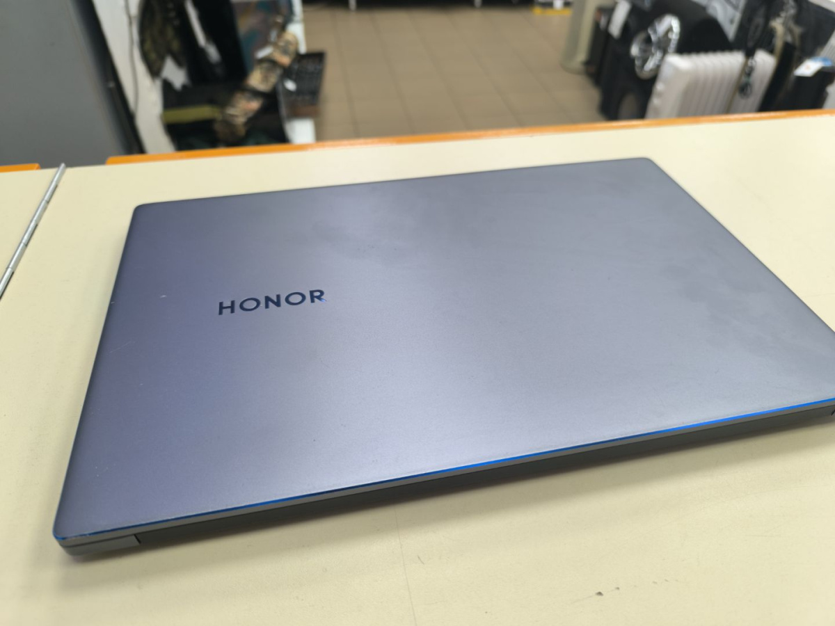 Ноутбук Honor; Ryzen 5 5500U, AMD Radeon (TM) Graphics, 8 Гб, 500 Гб, Нет