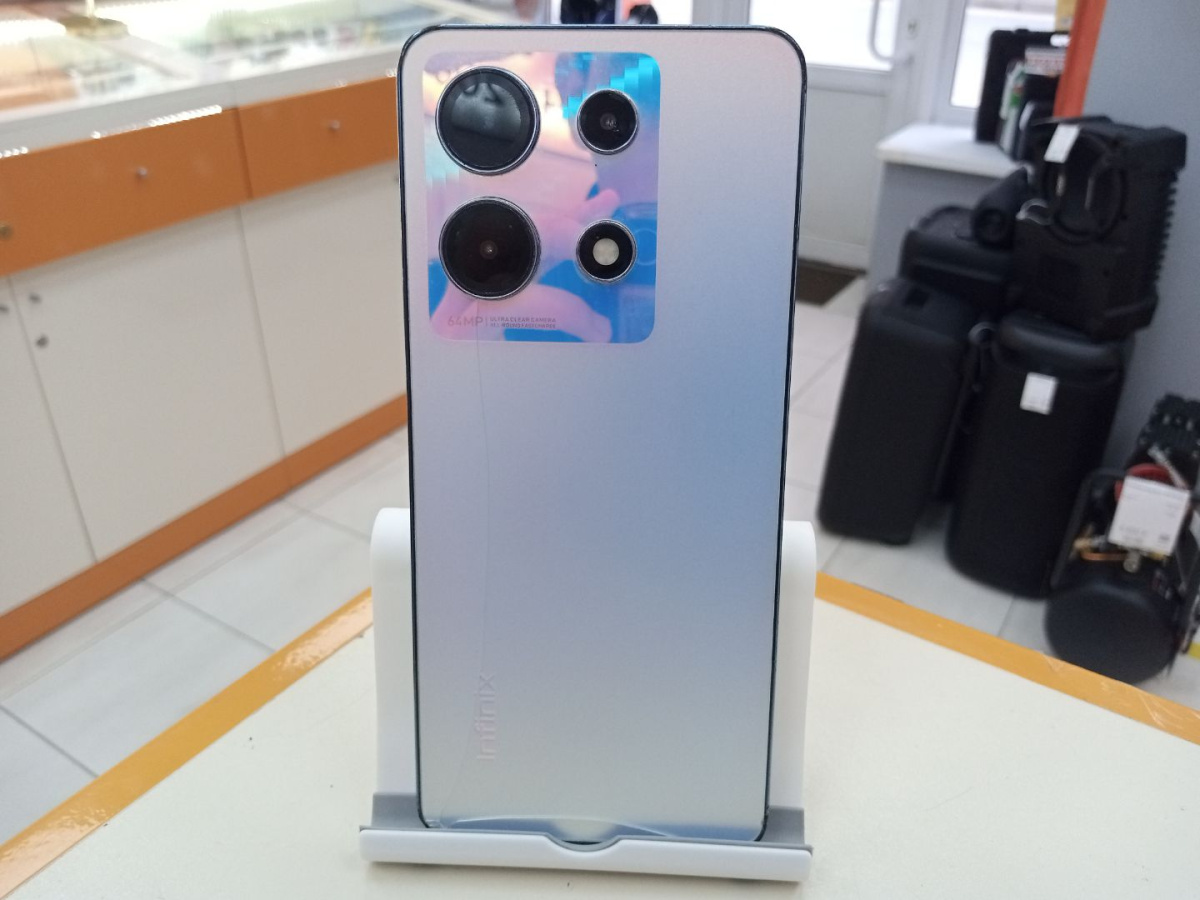 Смартфон Infinix Note 30 8/256