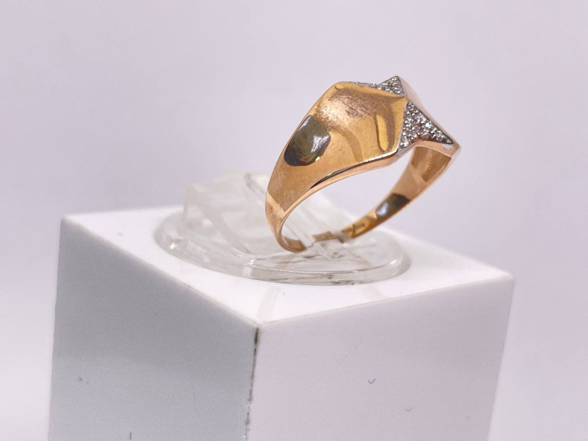 КОЛЬЦО С КАМНЯМИ (Au 585)