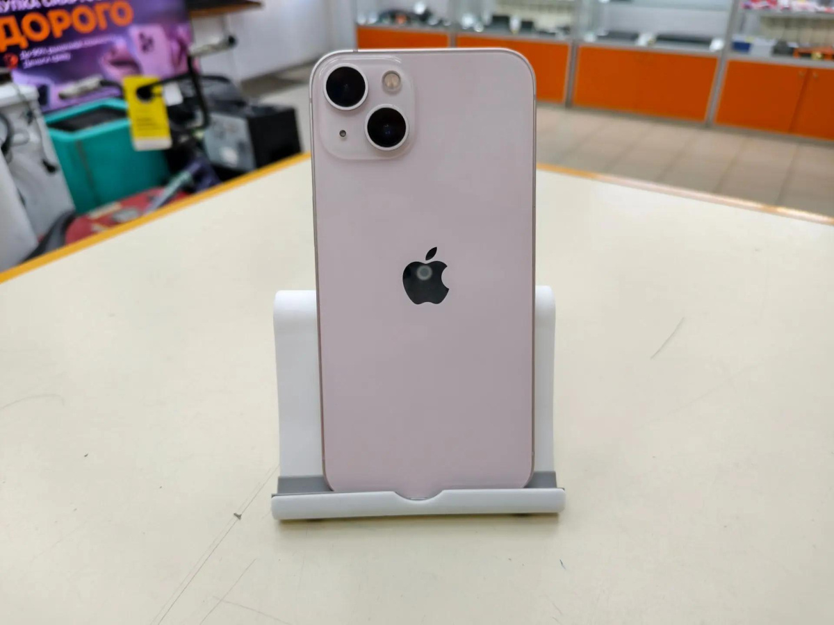 Смартфон Apple iPhone 13 256Gb