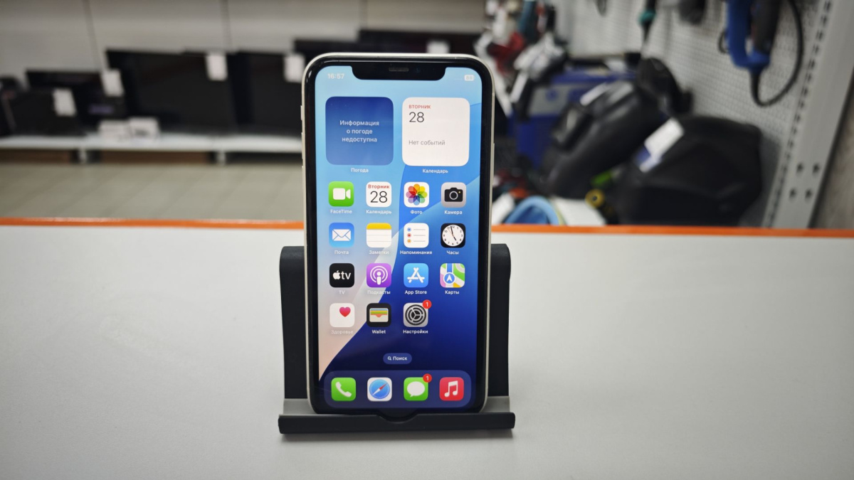 Смартфон Apple iPhone 11 64Gb