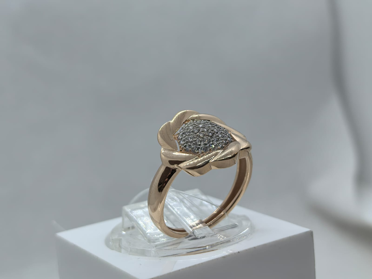 КОЛЬЦО С КАМНЯМИ (Au 585)