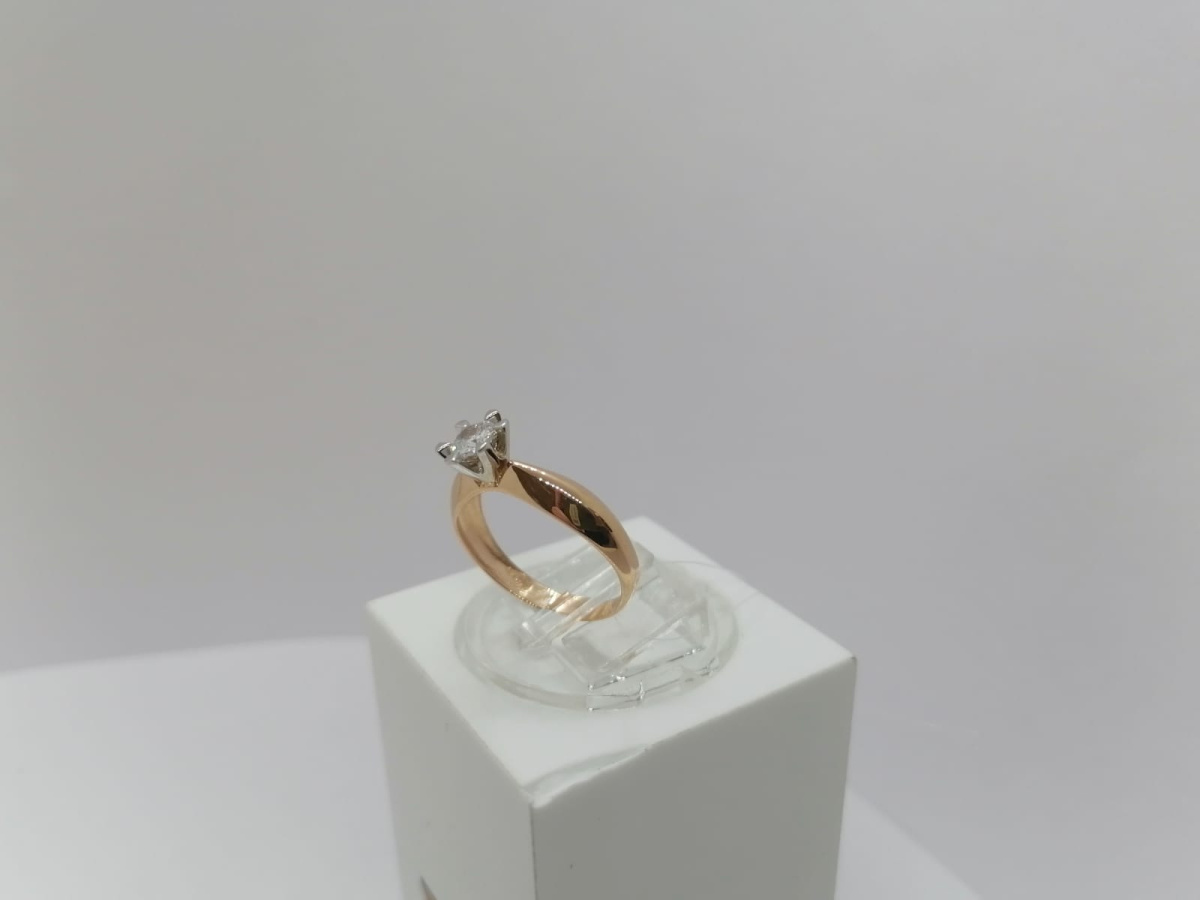 КОЛЬЦО С КАМНЕМ (Au 585)