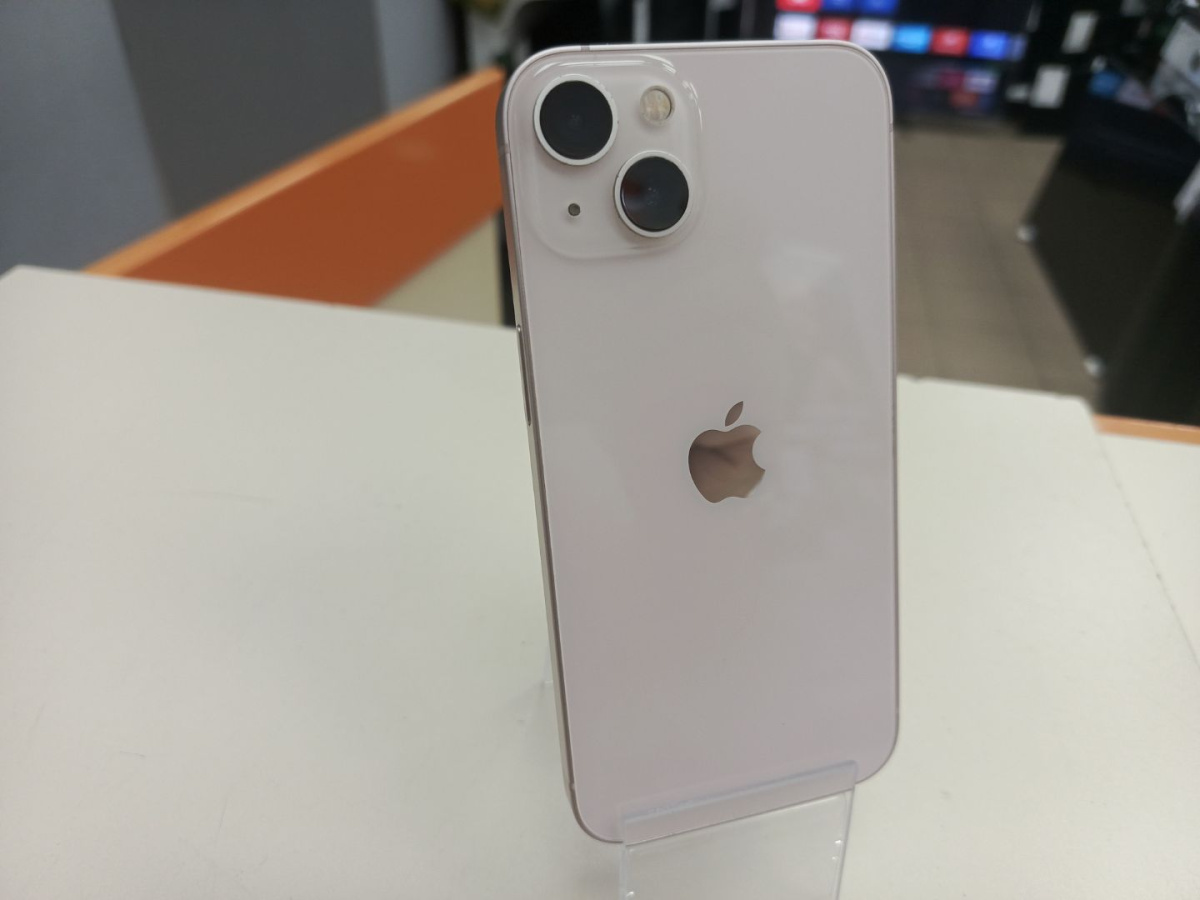 Смартфон Apple iPhone 13 128Gb