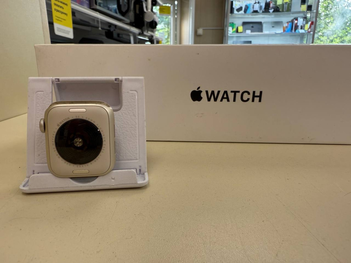 Смарт-часы Apple Watch SE 2022 40mm