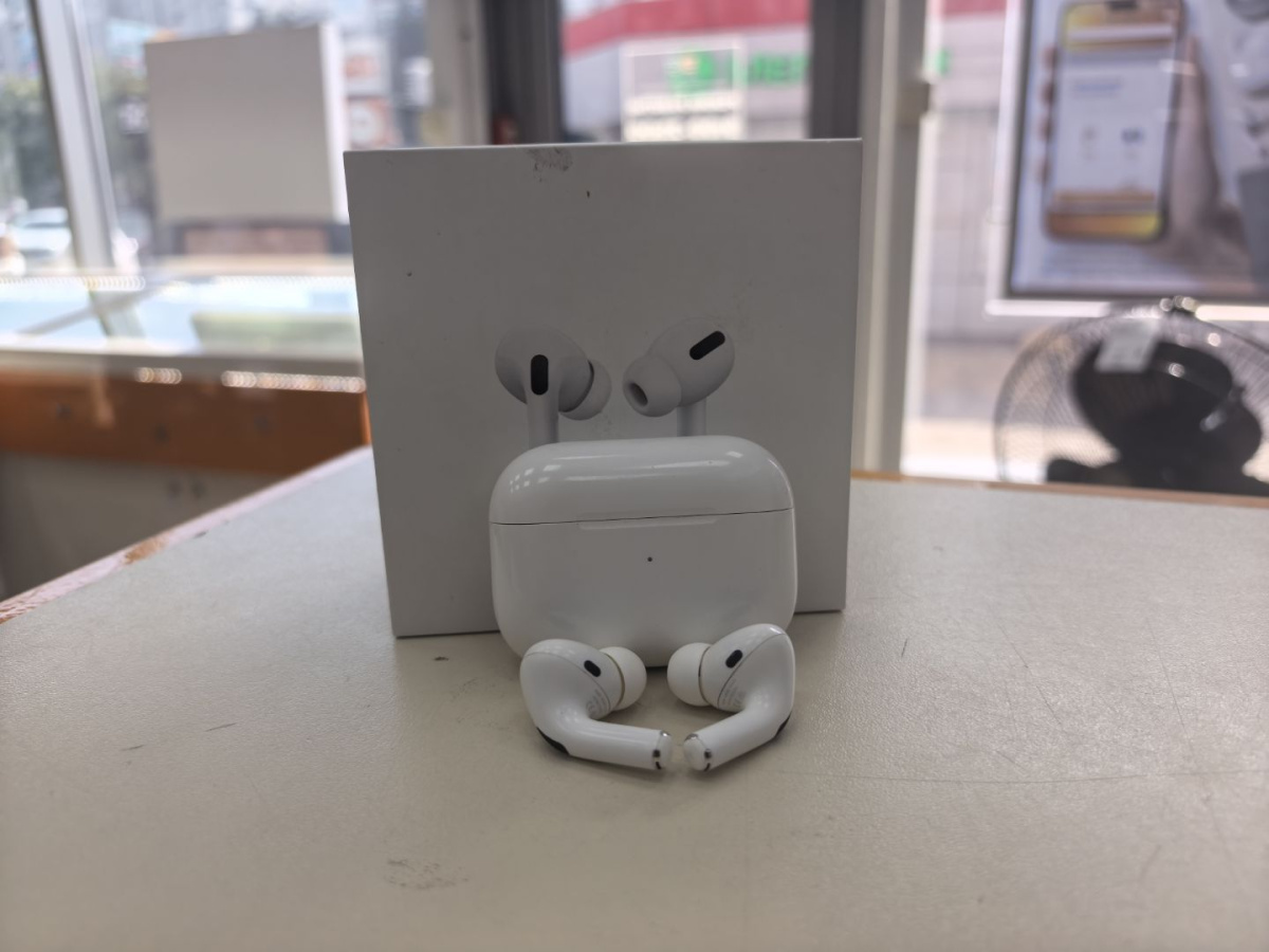 Наушники беспроводные Apple AirPods Pro