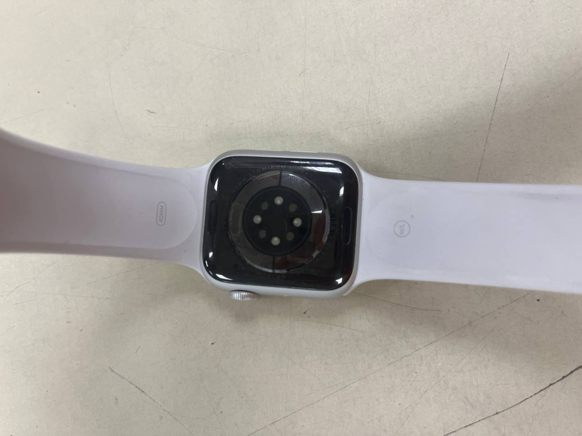 Смарт-часы Apple Watch Series 6 40mm